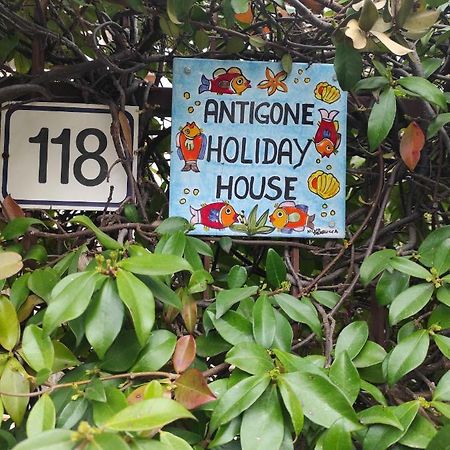 Antigone Holiday House Villa Mondello Exterior photo