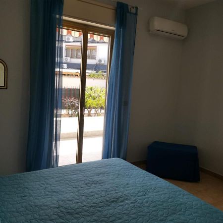 Antigone Holiday House Villa Mondello Exterior photo